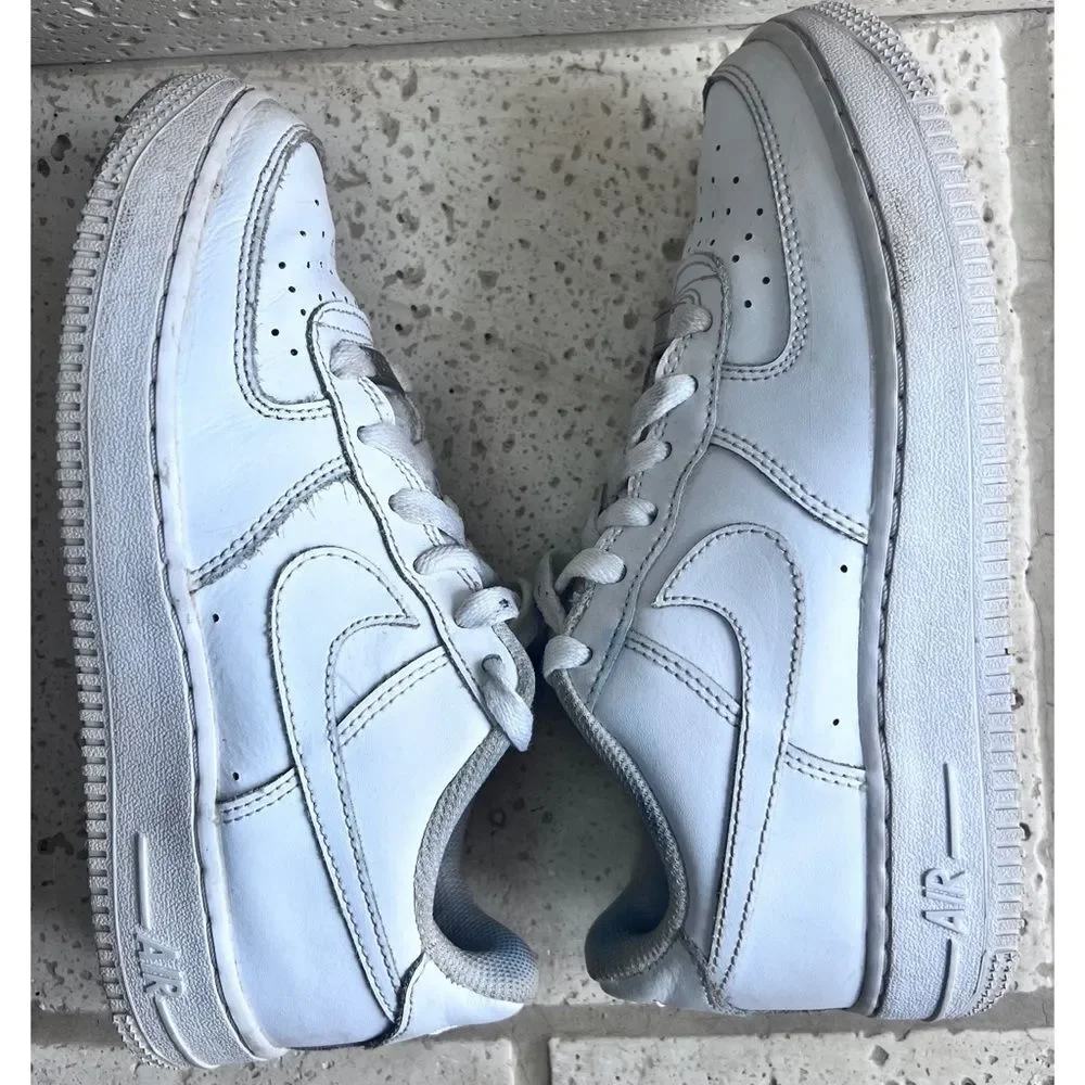 Nike Air Force 1 '07 Low Top Sneakers Triple White DH2920-111 Size 4 Youth